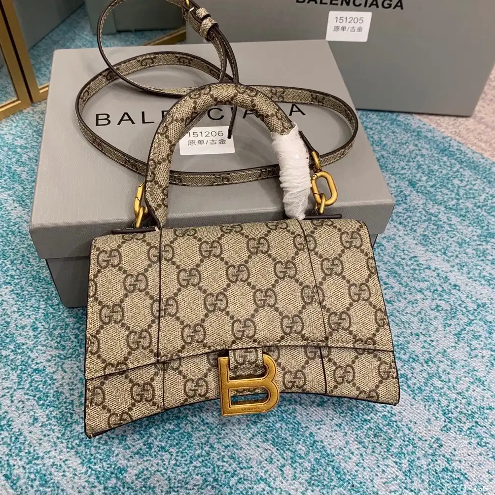 Hyperpeter HOURGLASS X BALENCIAGA GUCCI 0503